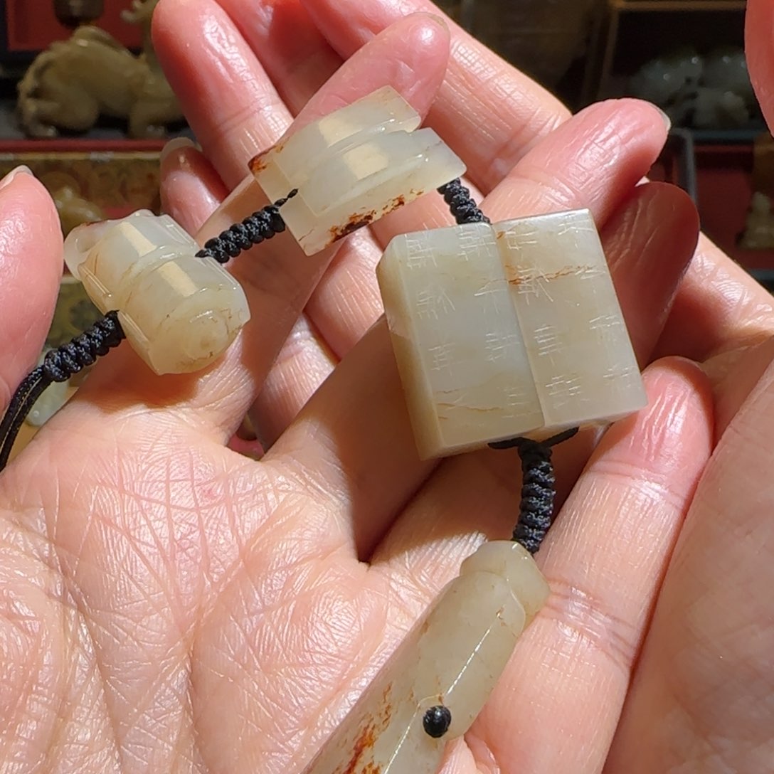 和田玉挂件未镶嵌几*