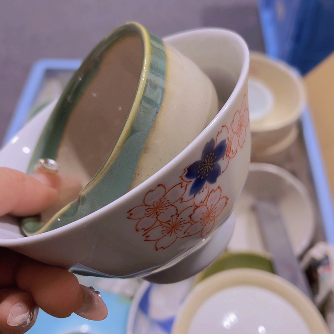 瓷片?*你的孩子还小的话那怎么