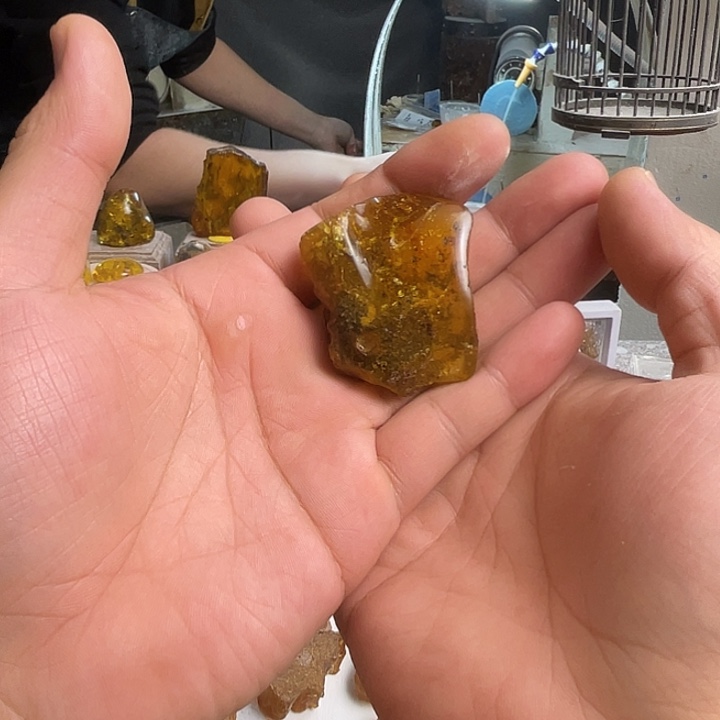 哑***蓝定制琥珀未镶嵌天然琥珀蜜蜡