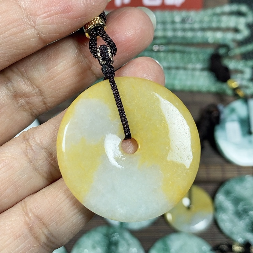 【闪购商品】翡翠颈饰未镶嵌玉吊坠翡翠玉平安扣