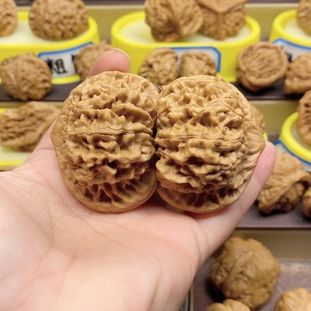 文玩核桃吊坠官帽51