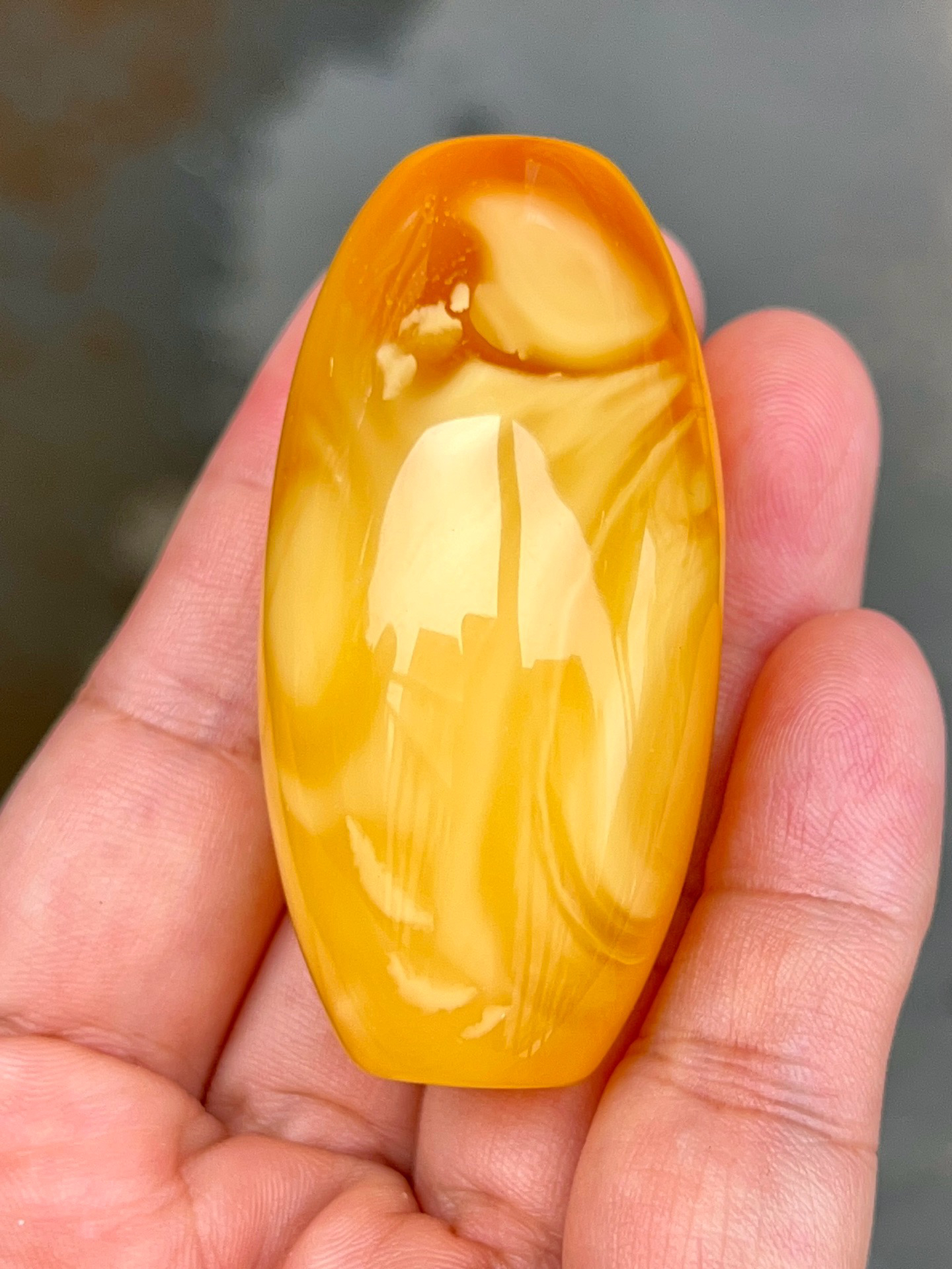 焦皮料鸡油红妖花蜡桶珠