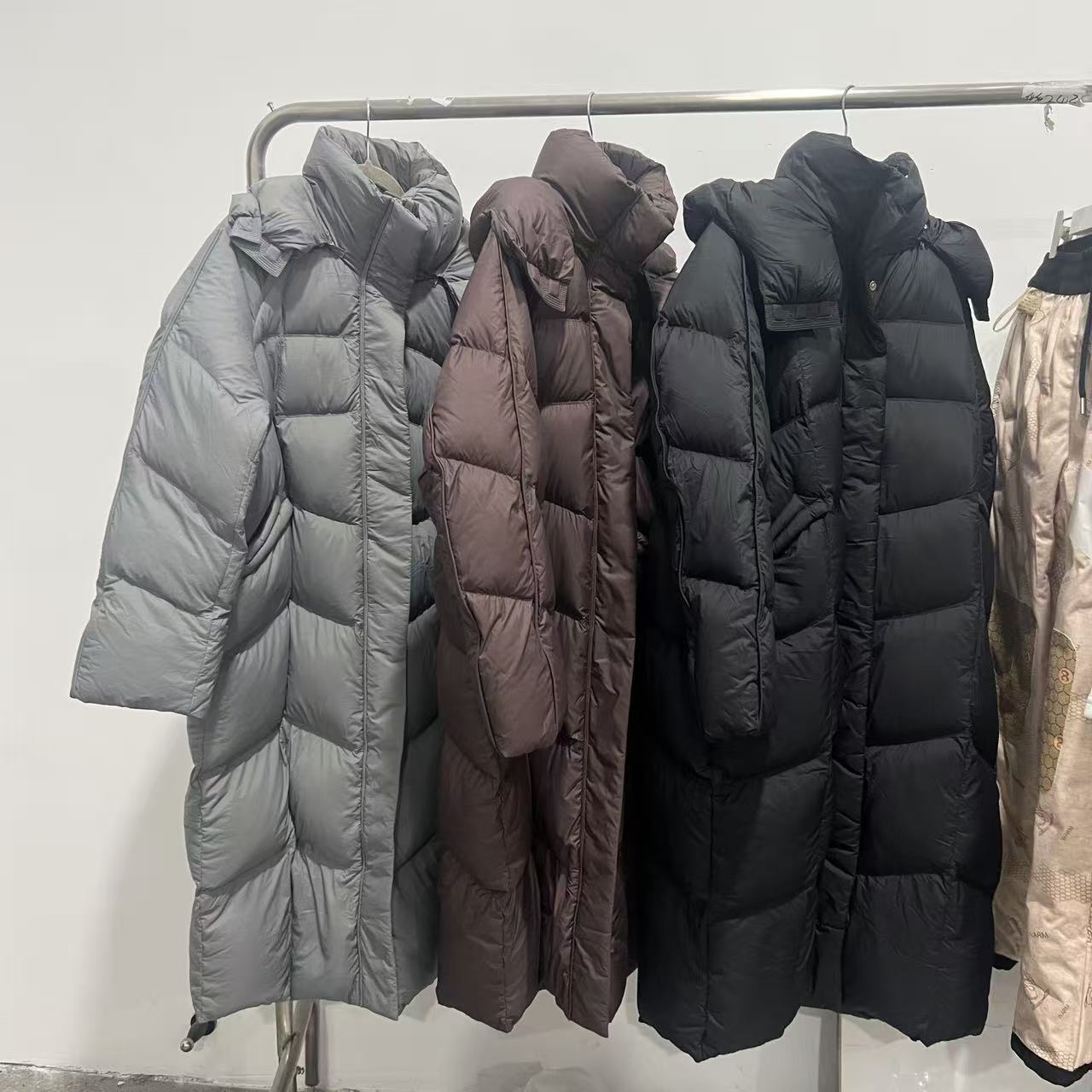 DA4108鹅绒服长款秋季连帽保暖时尚百搭舒服羽绒服外套（1）