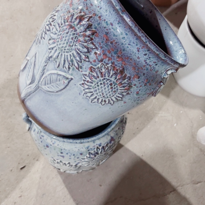 紫砂口径19高度23两只瑕疵