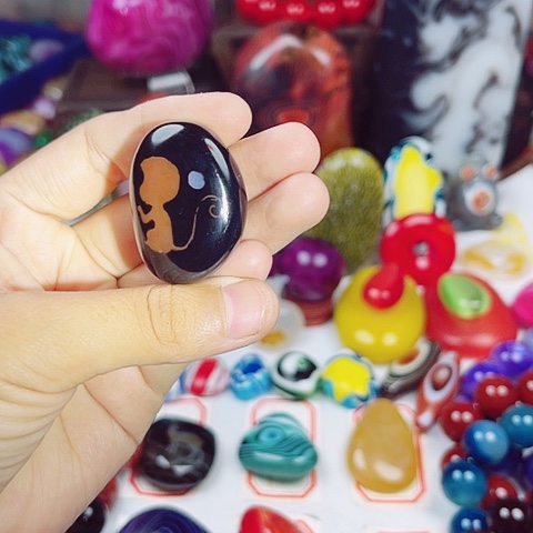 玛瑙/玉髓挂件未镶嵌