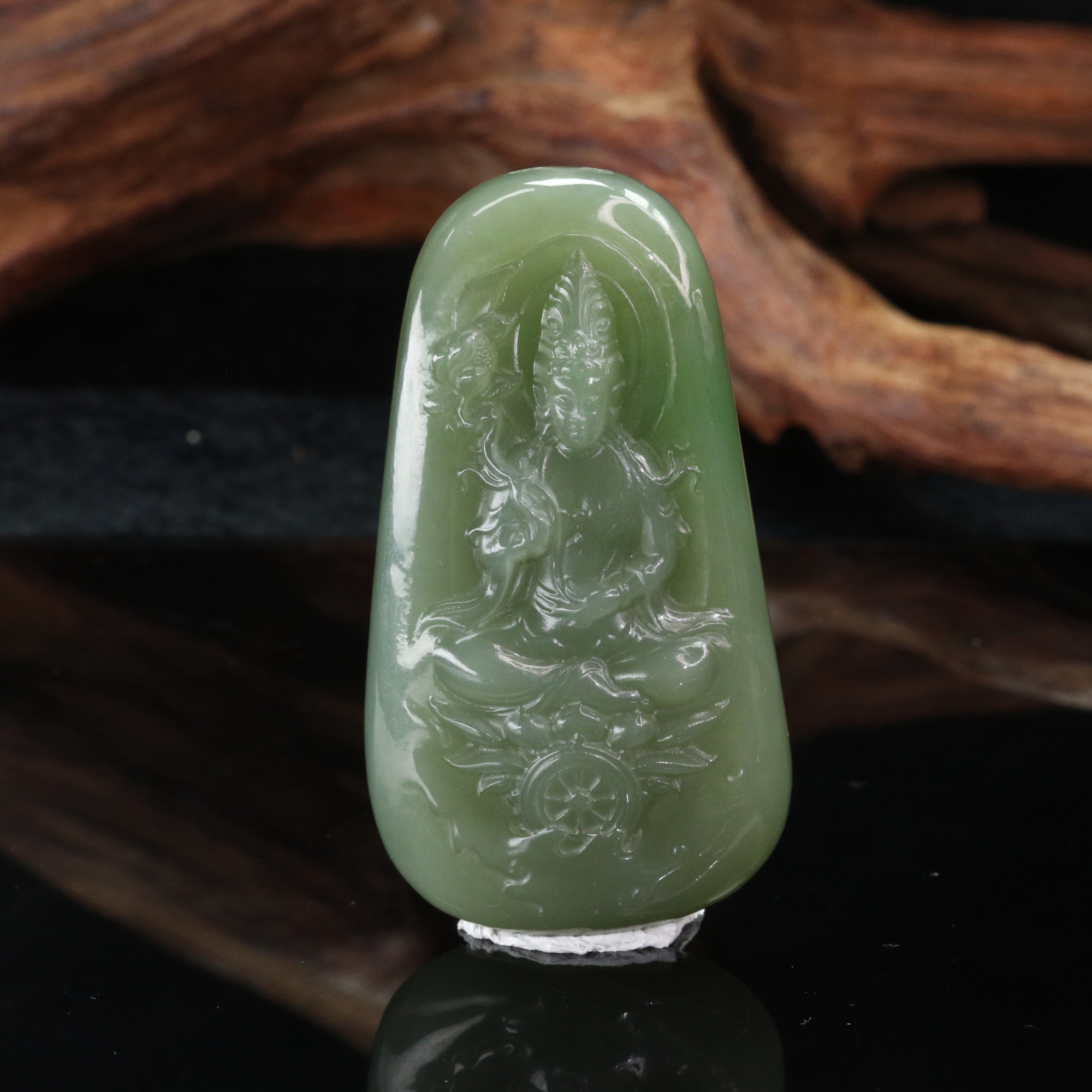 33和田玉碧玉粉青观音牌/300411上海嘉禾拍卖