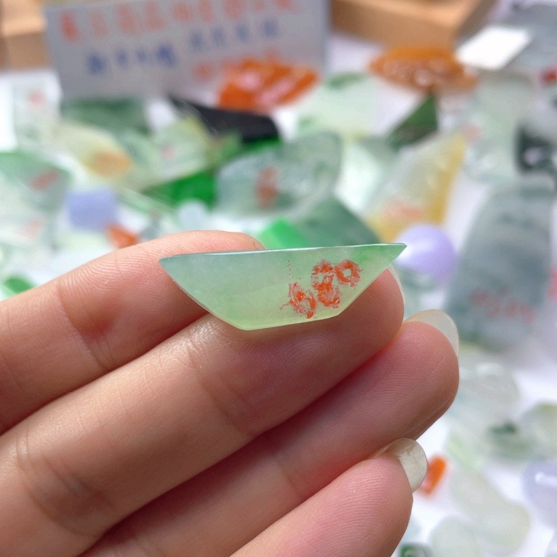 定制翡翠未镶嵌天然缅甸