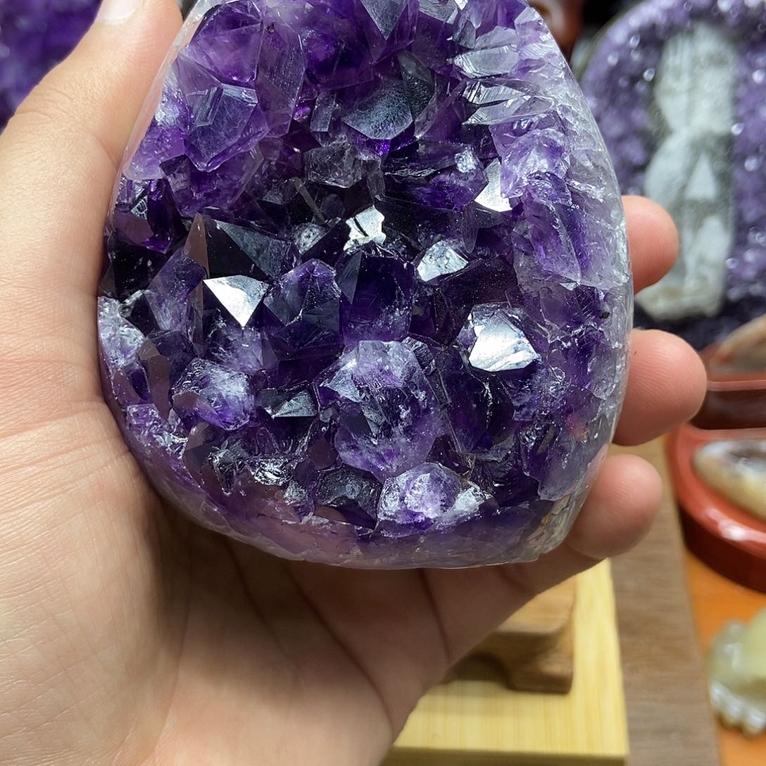 大型摆件（非配饰）紫晶未镶嵌