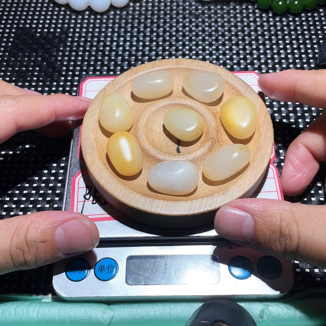 未镶嵌和田玉珠宝奇石