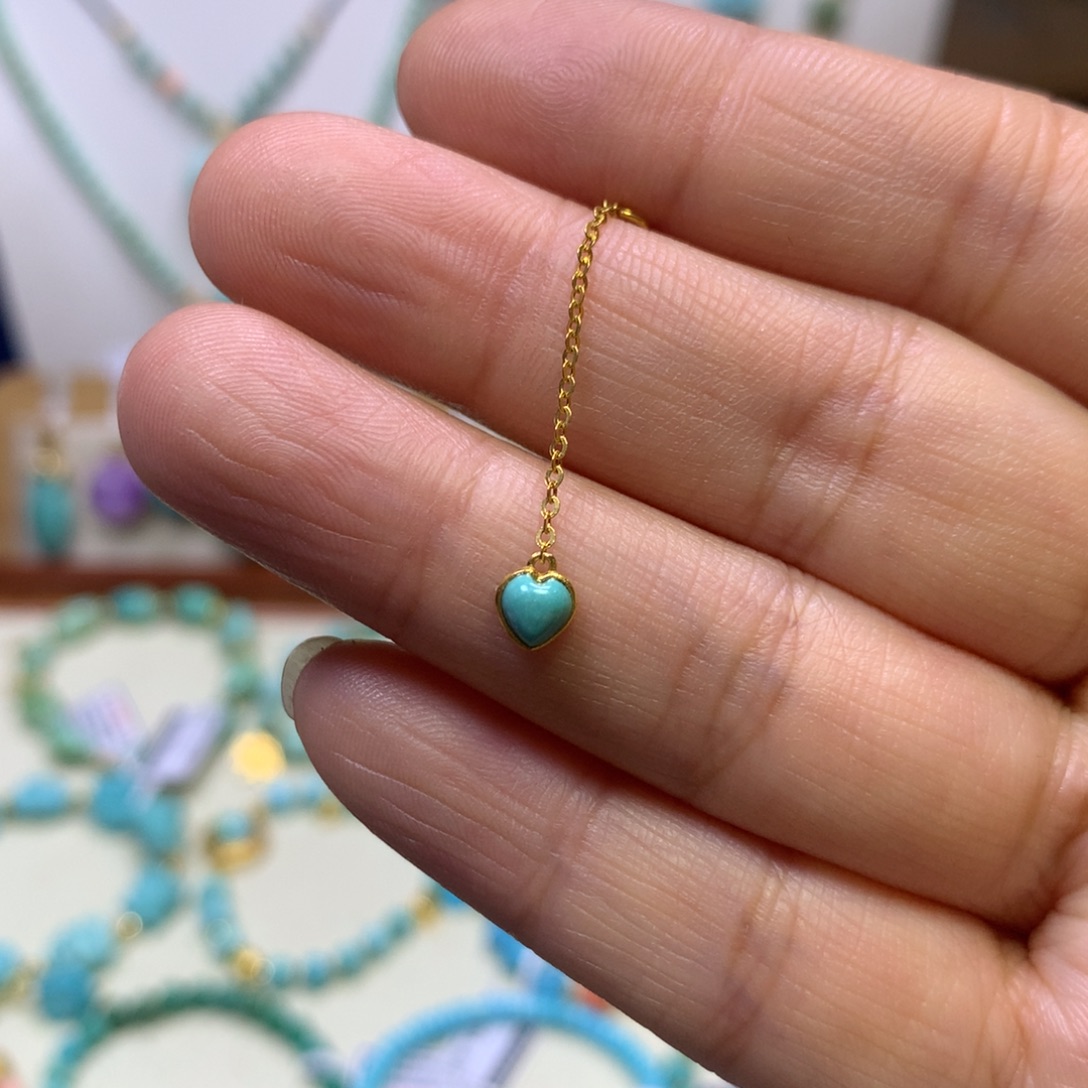 绿松石18K金镶嵌挂件