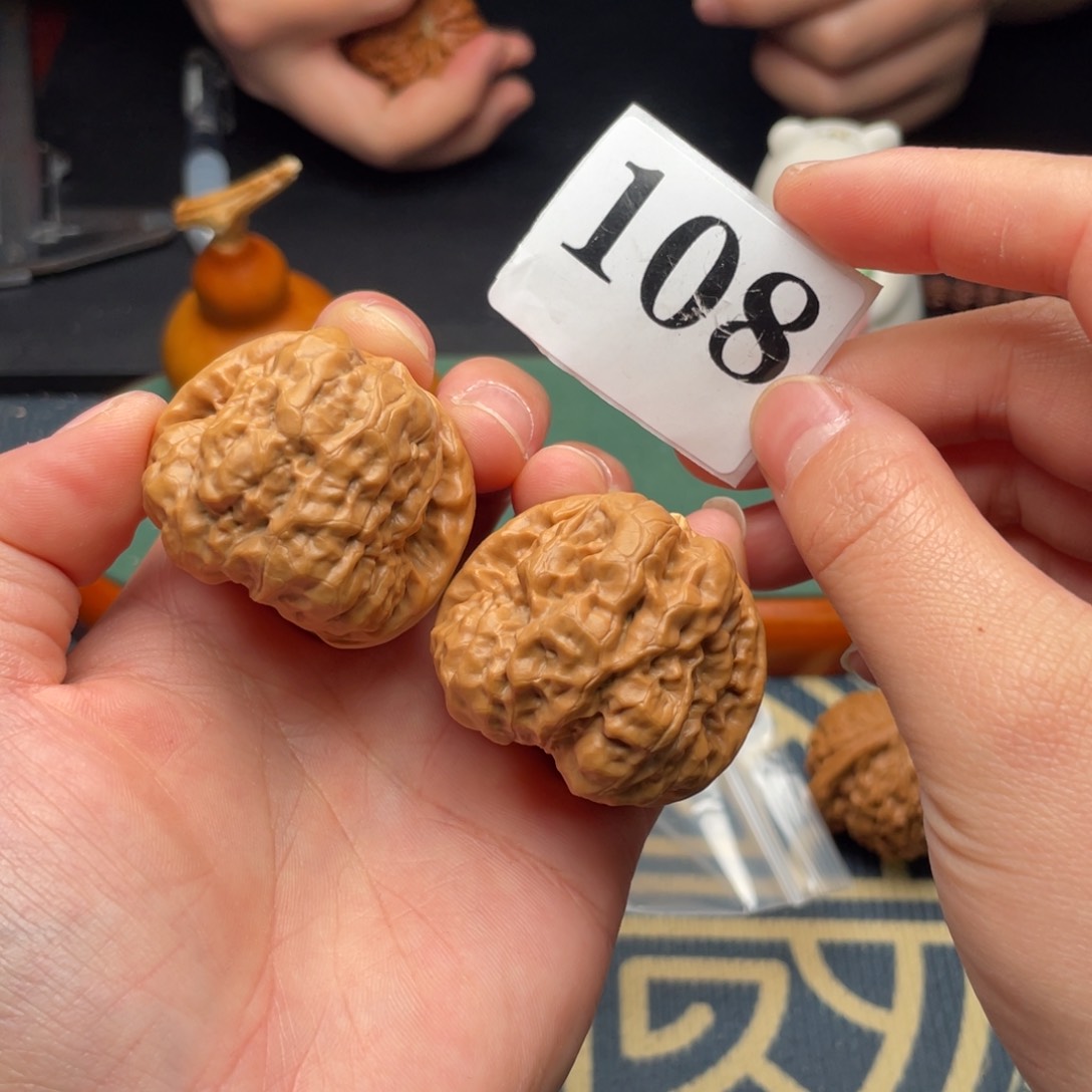 桃核吊坠40蛤蟆头的108号