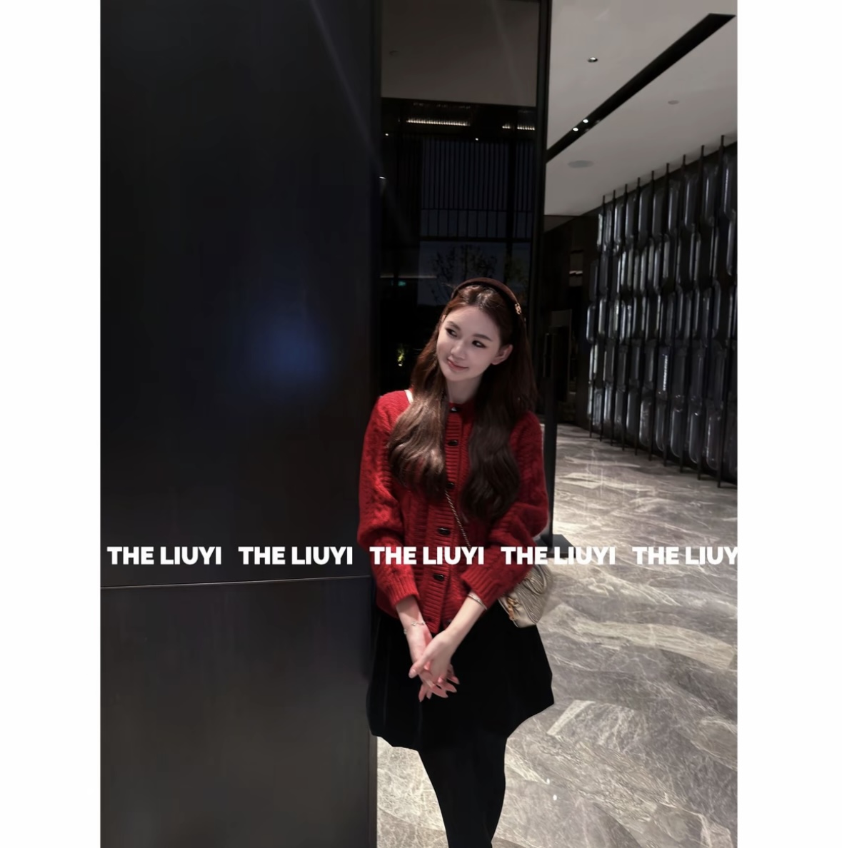 【LIUYI】羊毛绞花柔软毛衣开衫外套51110A2