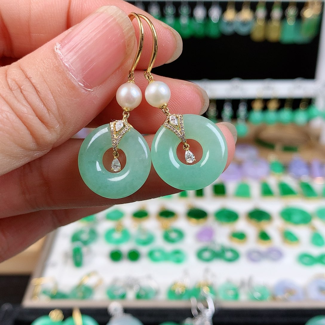 翡翠耳饰18K金镶嵌的