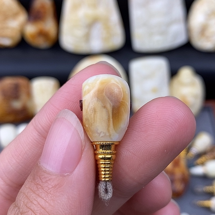 琥珀未镶嵌裸石11三通