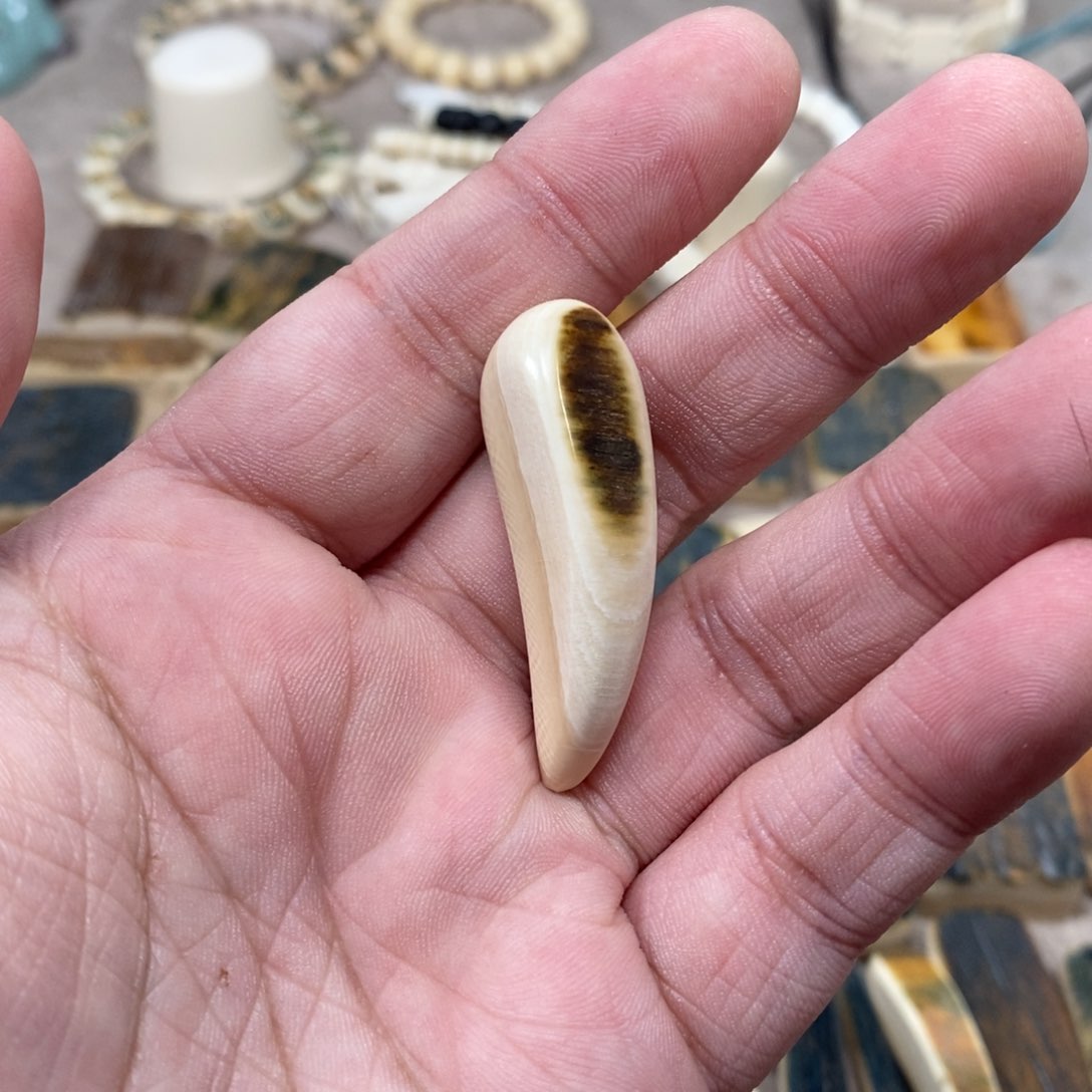 泥塑猛犸牙尖小吊坠