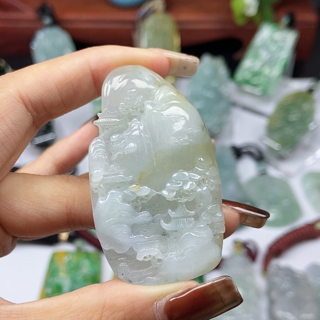 翡翠未镶嵌颈饰天然翡翠A货