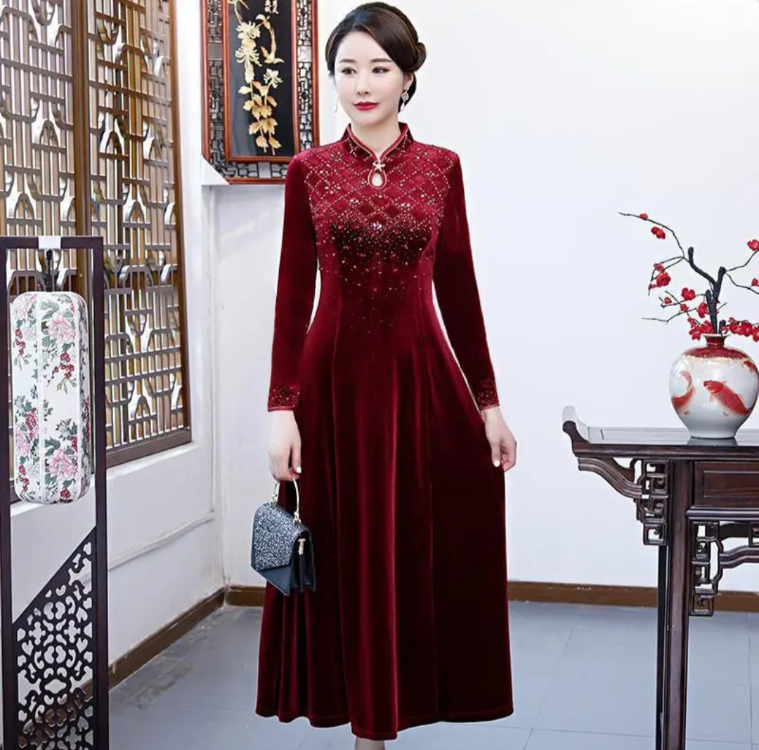 金丝绒重工手工穿珠烫钻长款改良旗袍裙喜宴婚礼礼服喜婆婆妈妈装