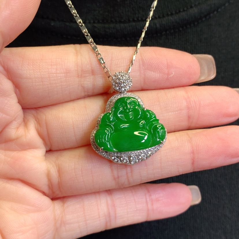 【闪购商品】颈饰18K金镶嵌翡翠佛公