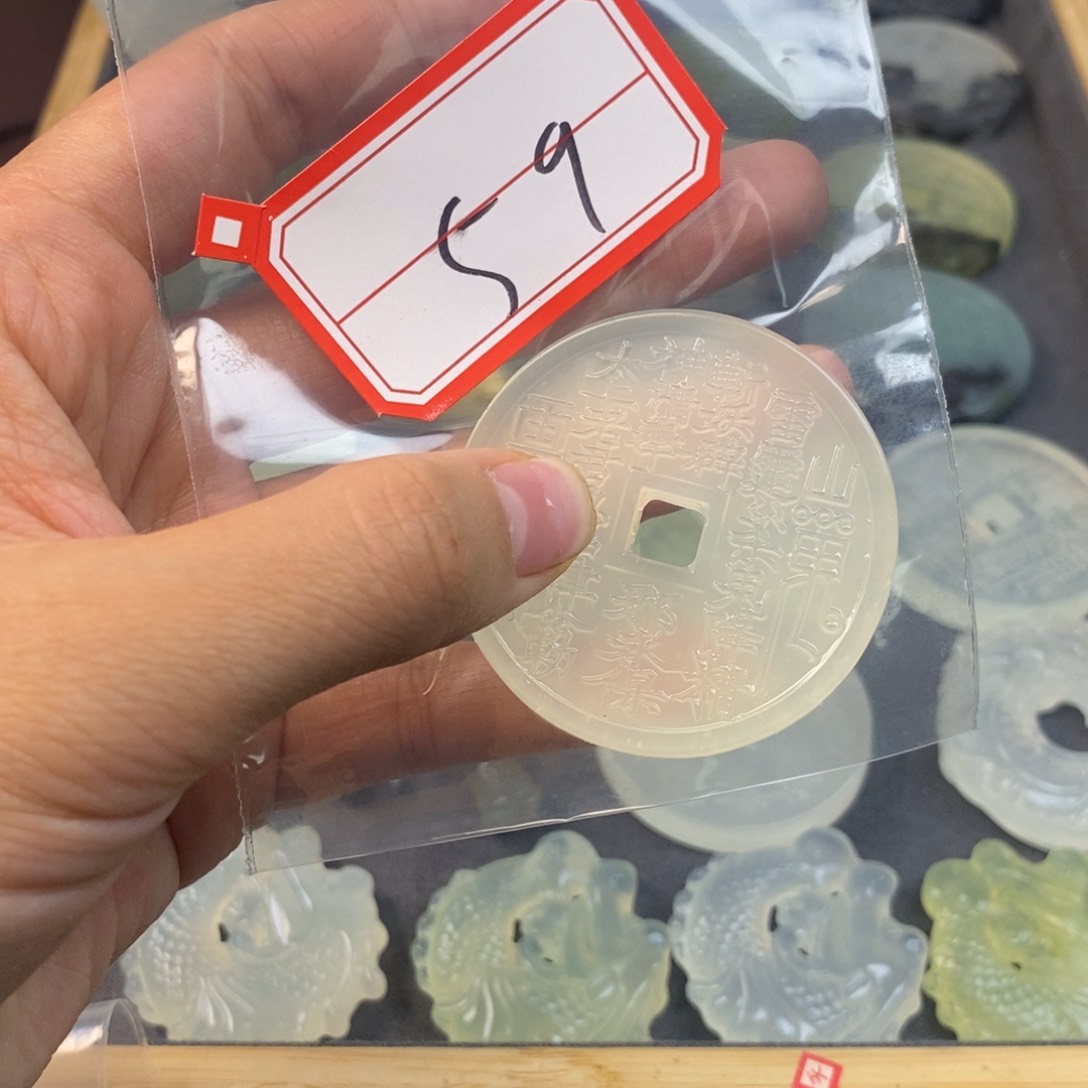 蛇纹石玉颈饰未镶嵌垶*59