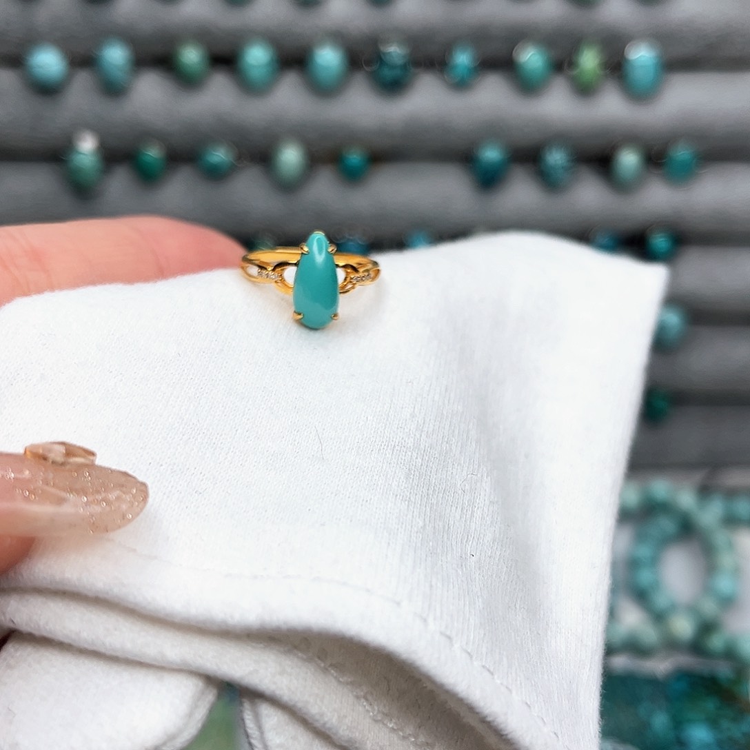 绿松石绿松石未镶嵌