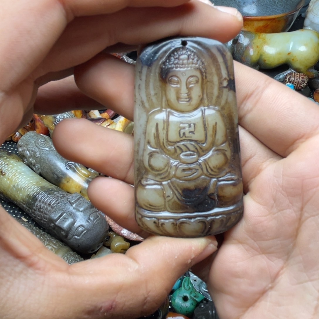 和田玉（糖玉）未镶嵌挂件