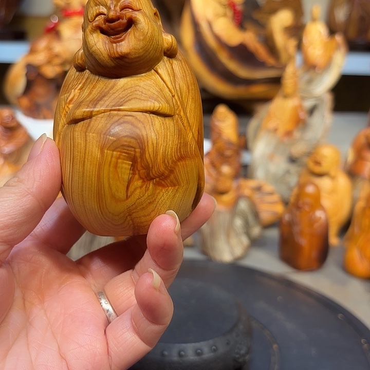 柏木太行崖柏弥勒佛