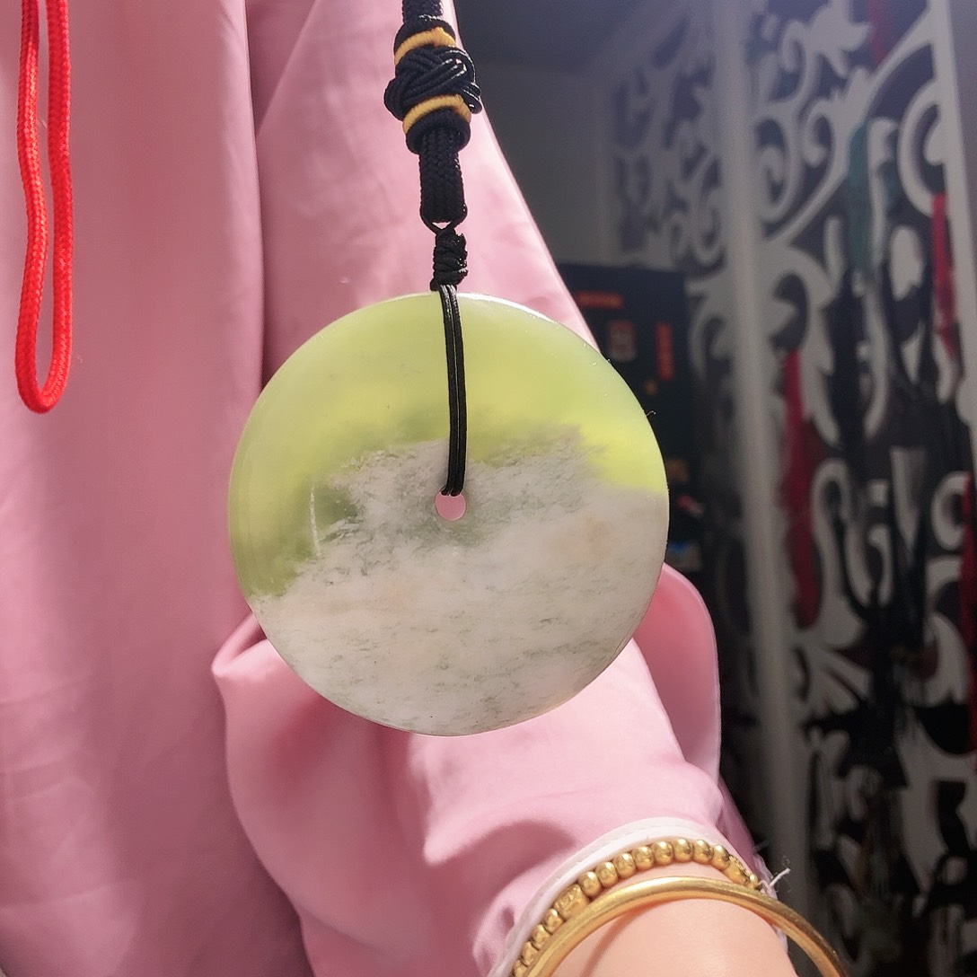 蛇纹石玉手把件未镶嵌平安