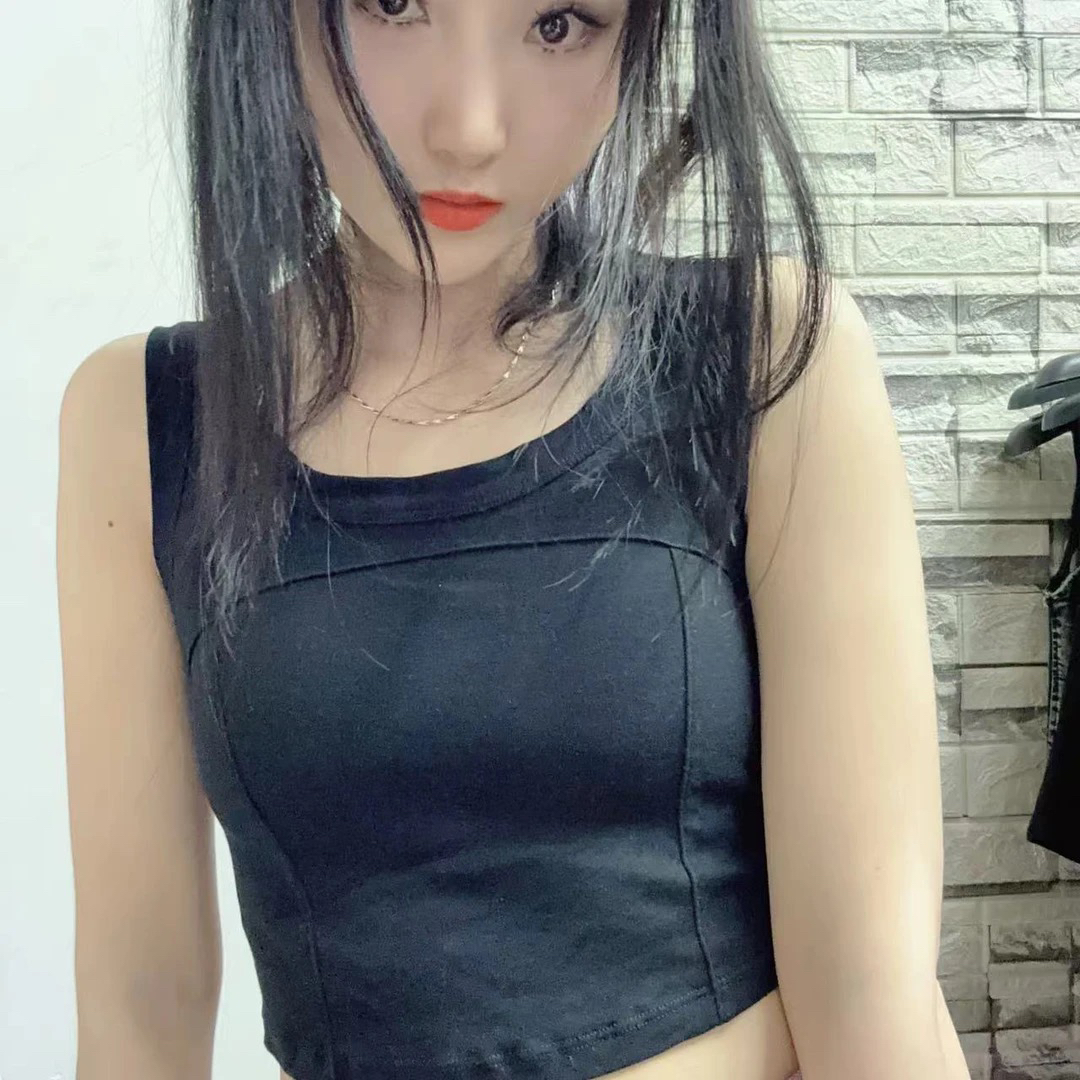 辣妹纯色带胸垫吊带背心 背部空花均码固定杯