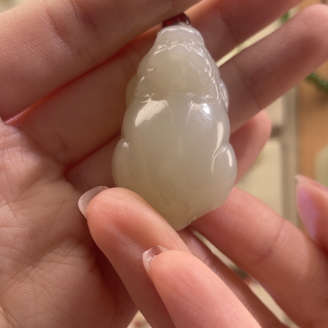 和田玉（糖玉）未镶嵌颈饰