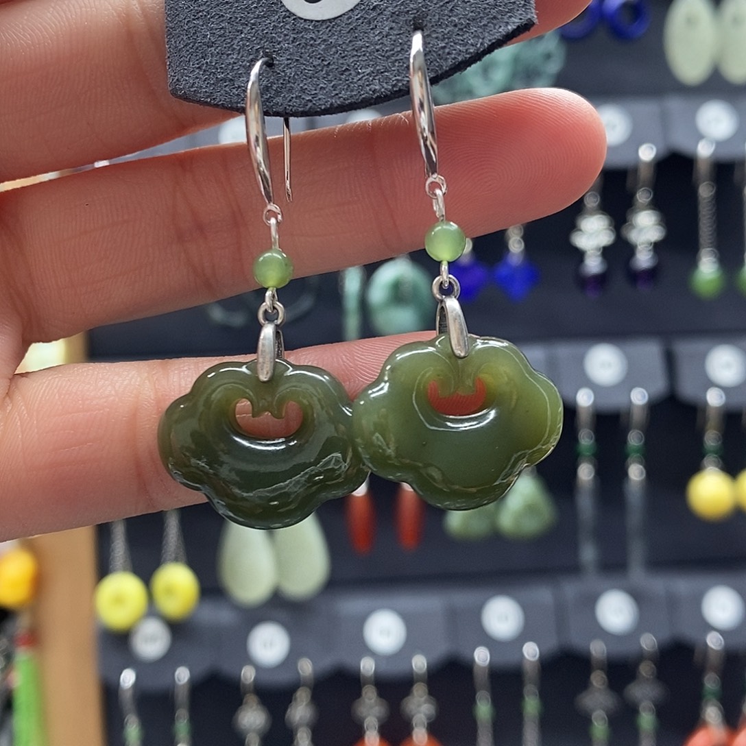 和田玉银S925镶嵌耳饰