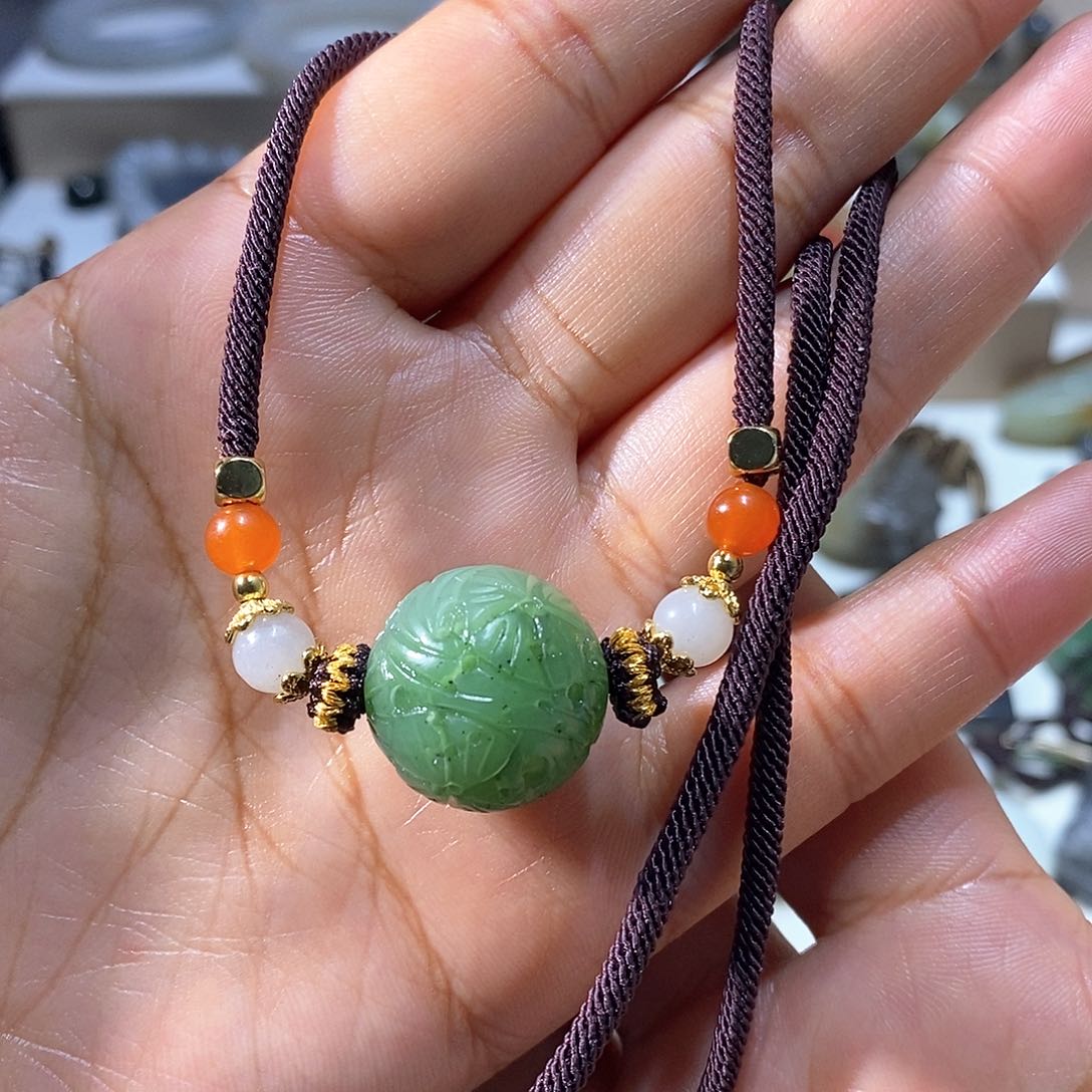 和田玉挂件未镶嵌