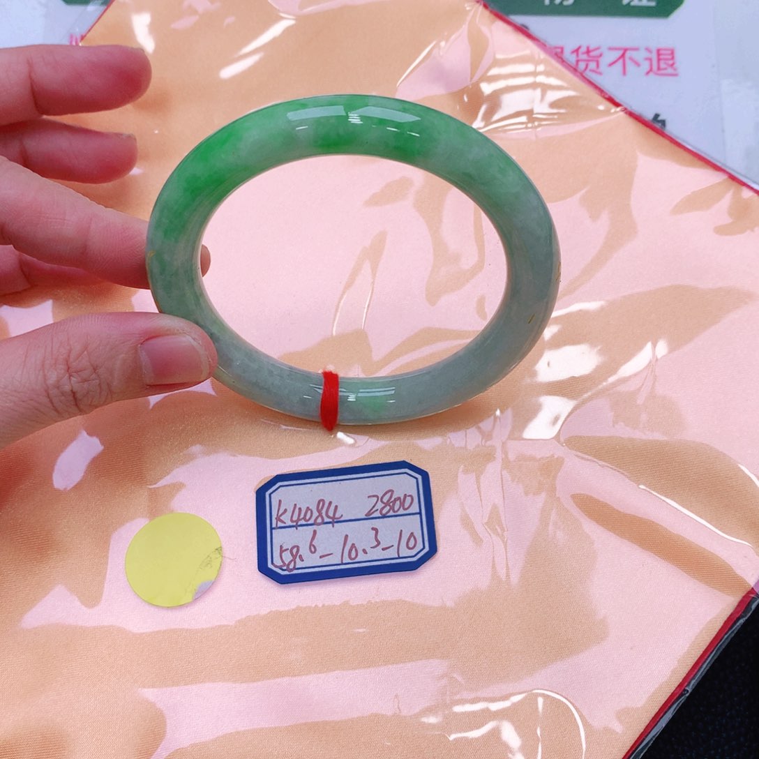 未镶嵌手镯翡翠缅甸翡翠手镯