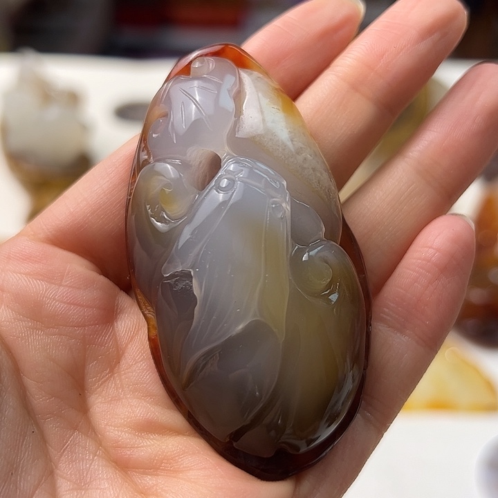 未镶嵌颈饰玛瑙/玉髓