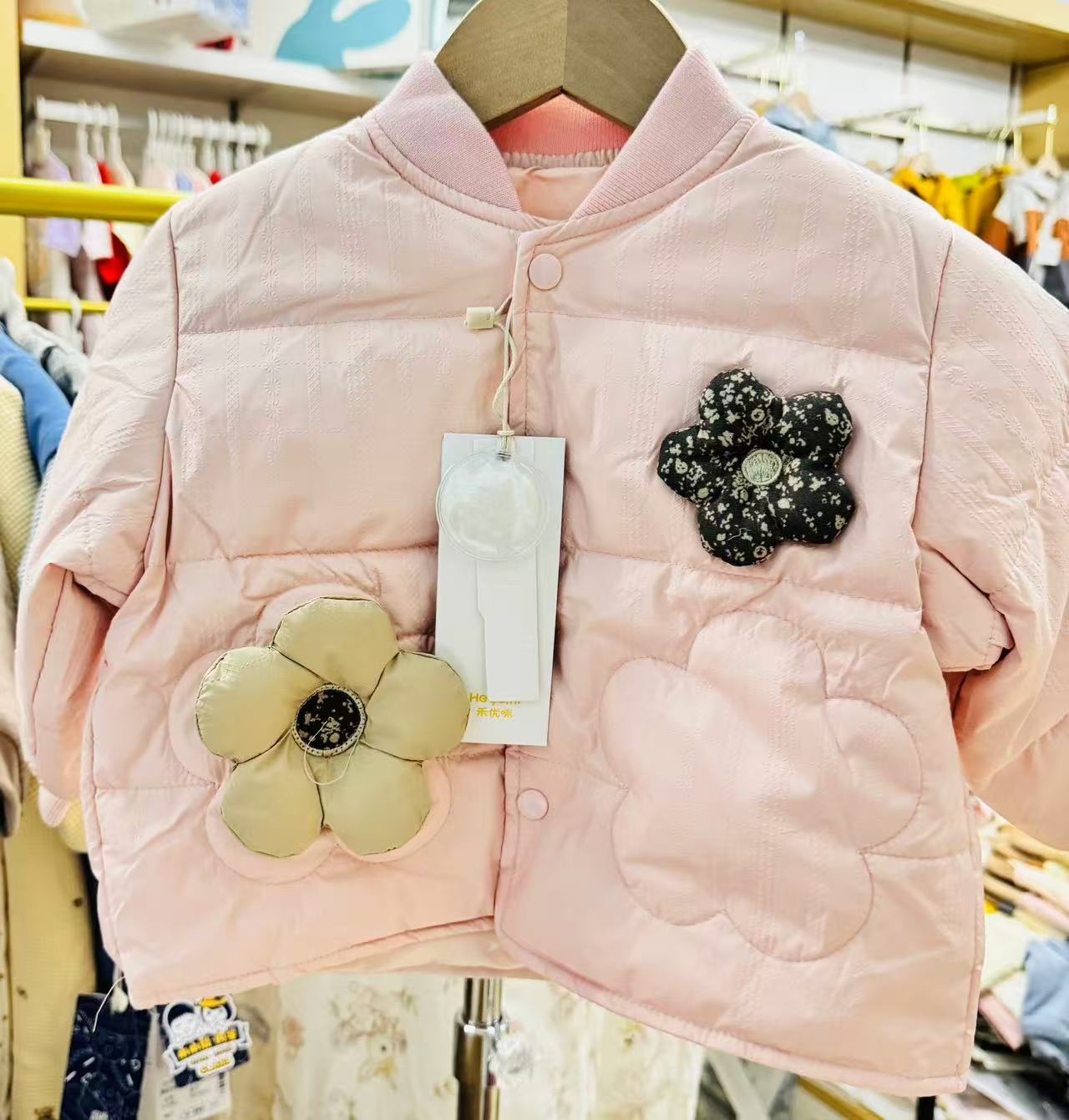 宝宝羽绒外套服装福利