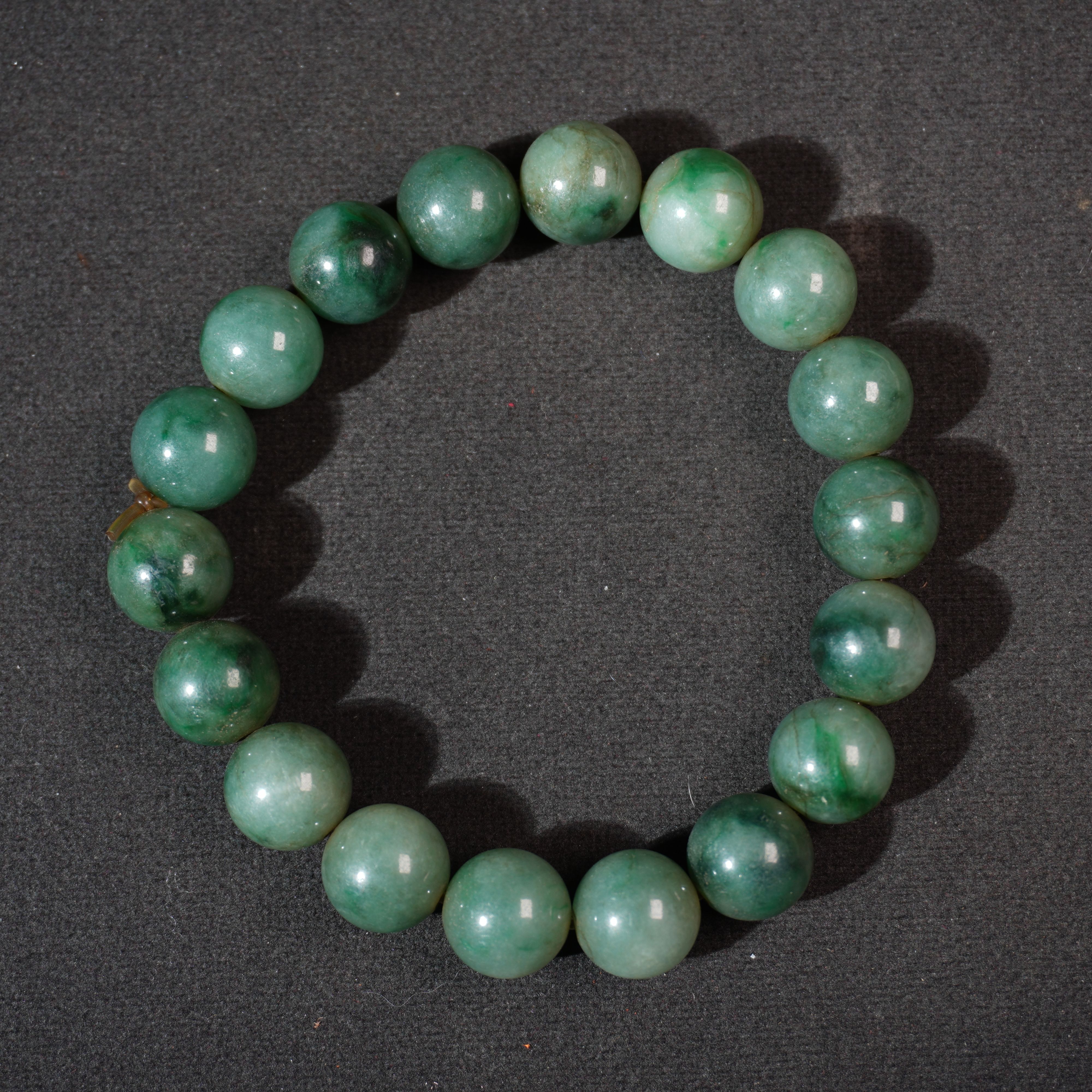 10NP22 清 翡翠手串