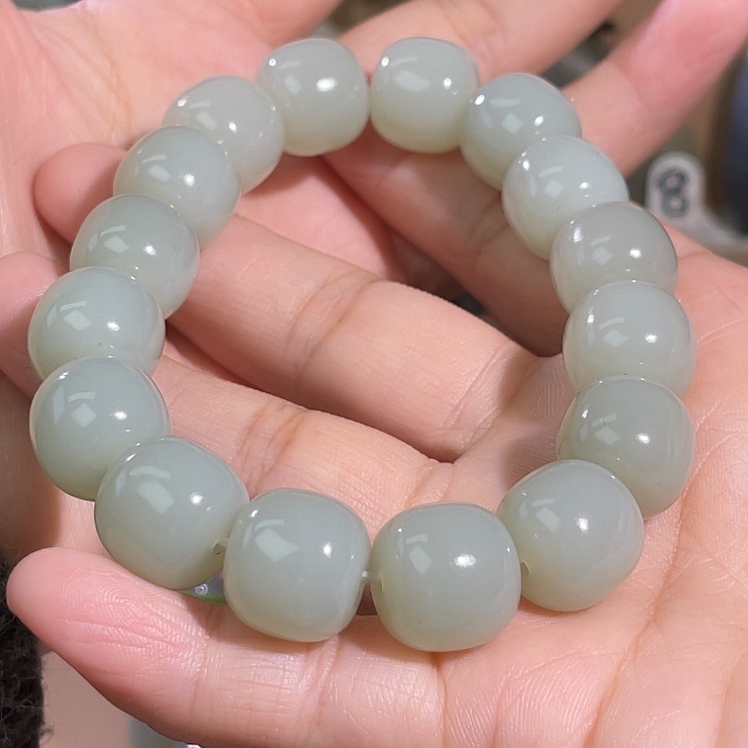 旷***怀和田玉未镶嵌手串