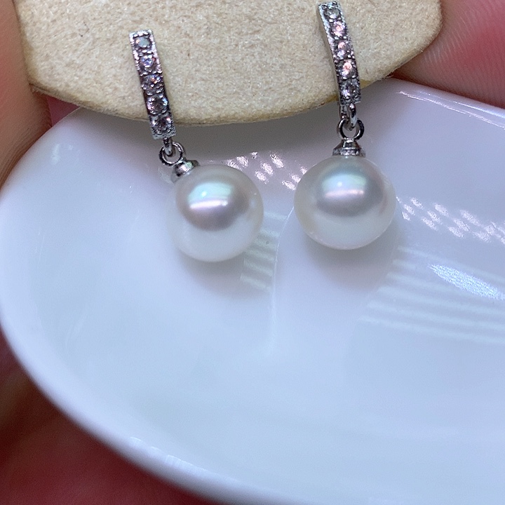 银S925镶嵌耳饰淡水珍珠