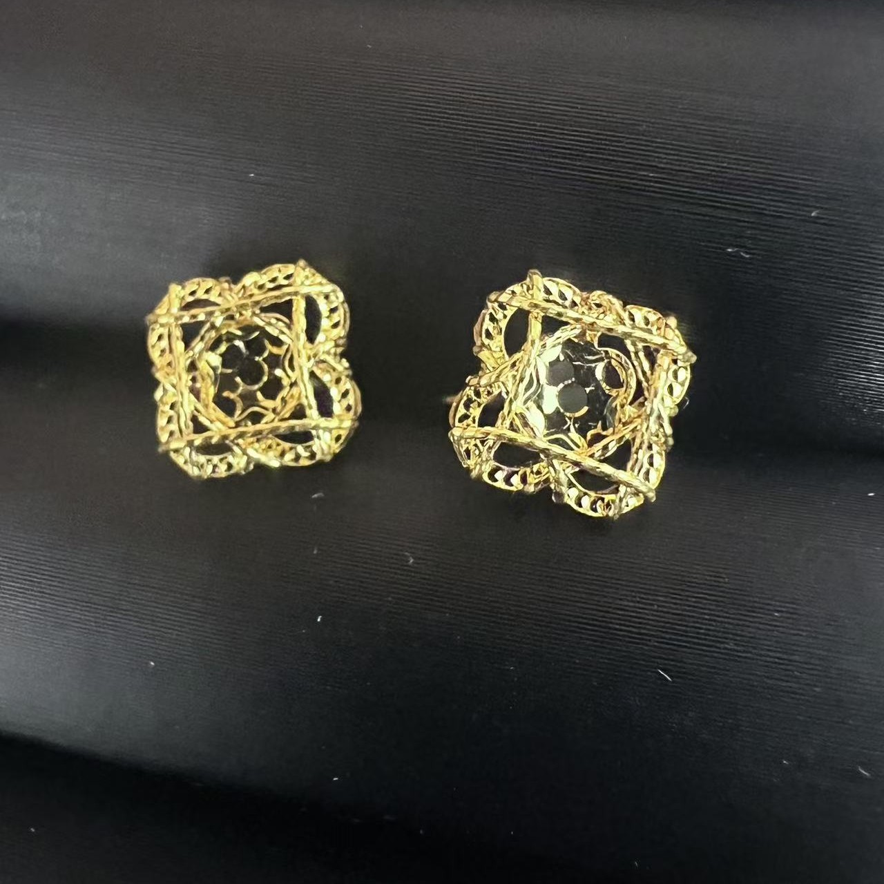 足金四叶草草款耳饰2.1g