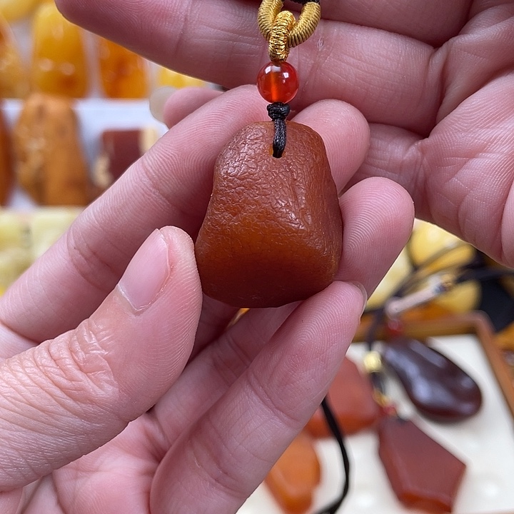 蜜蜡项链未镶嵌5.7克