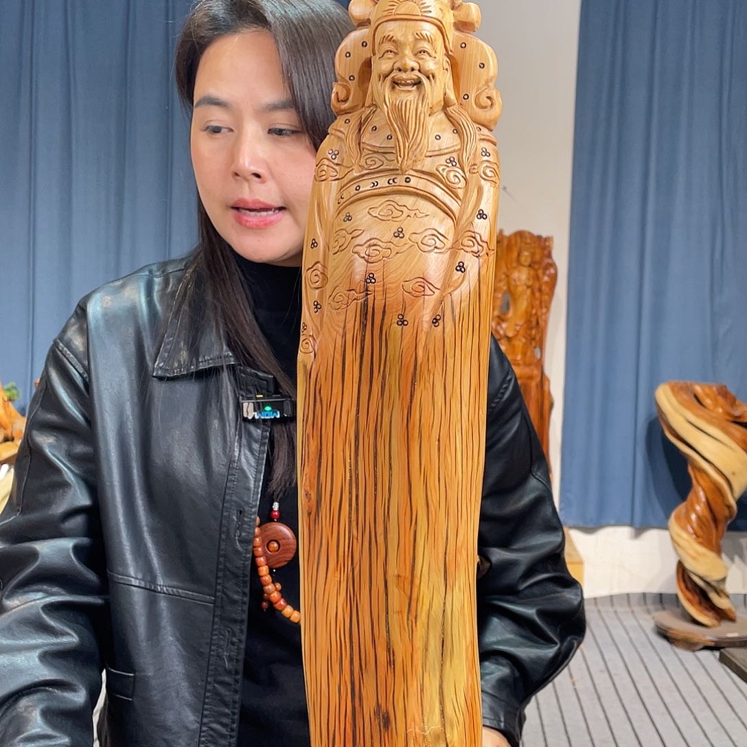 柏木（崖柏）随型艺术根雕