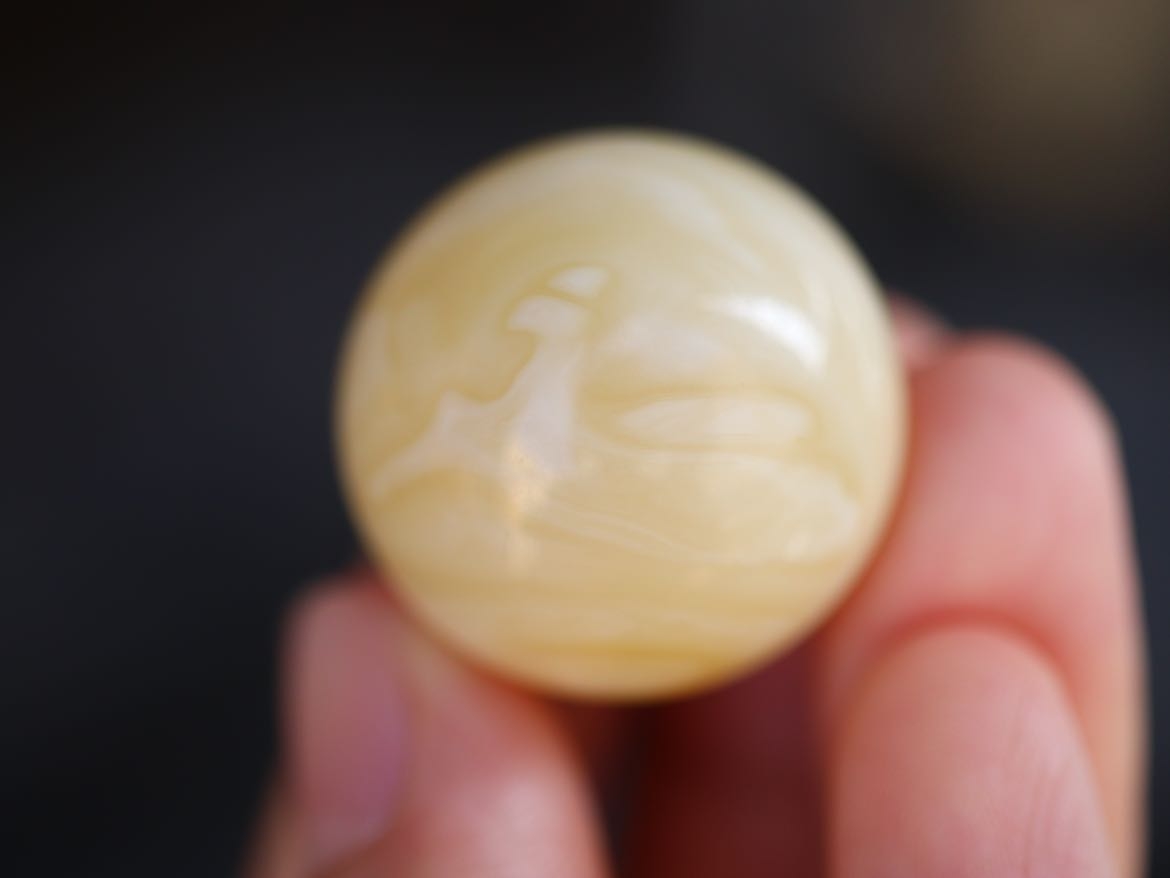 【俄料】25mm 精品白蜡妖花蜜蜡圆珠 奇思妙想天然花纹 浓蜡  8.9
