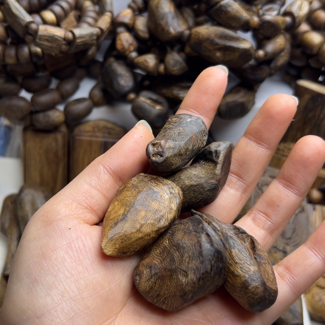 沉香沉香碎屑舟**隐树丁