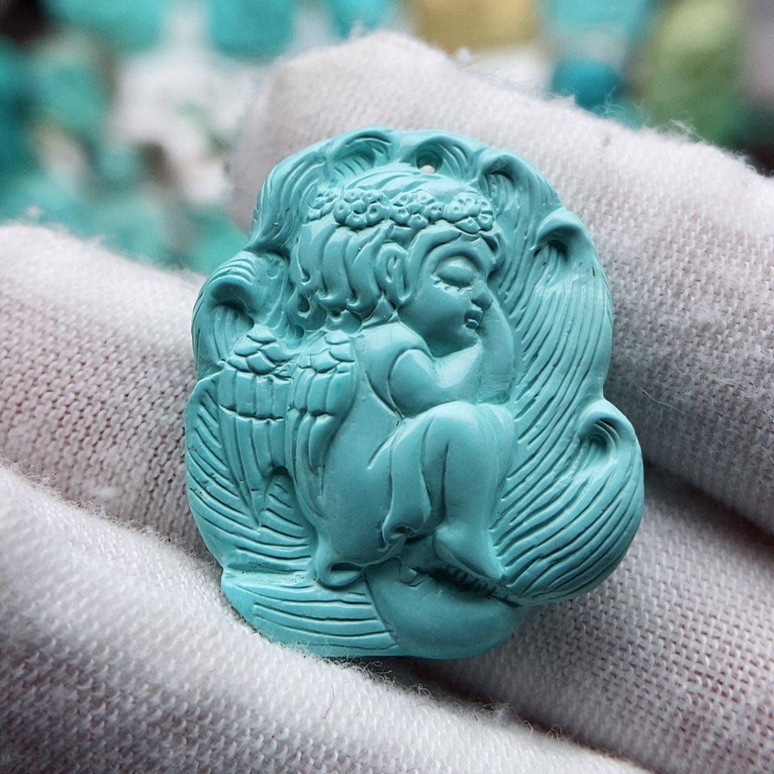 绿松石未镶嵌颈饰