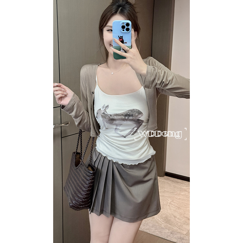 王等等【林深见鹿】夏季日常休闲款长袖开衫+吊带背心 U225S10321