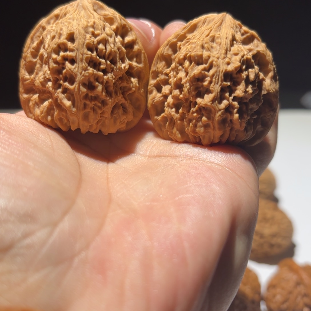 找***北桃核把件南将40万字