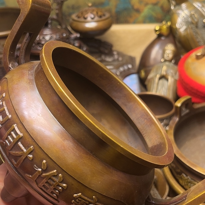 精美铜器批发档口