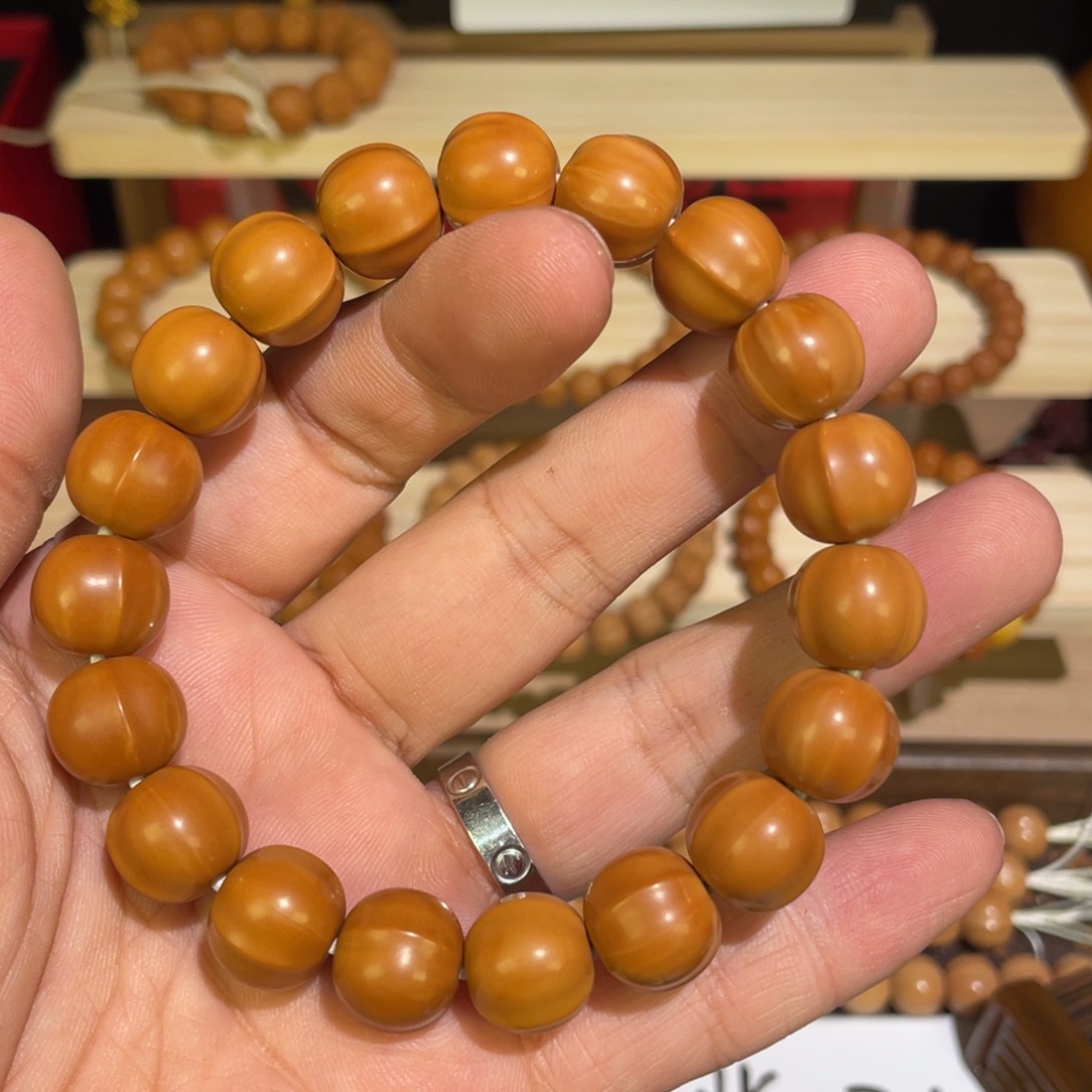 橄榄核手串/手链一****州鲨鱼背13.5