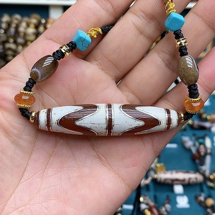 玛瑙/玉髓颈饰合金