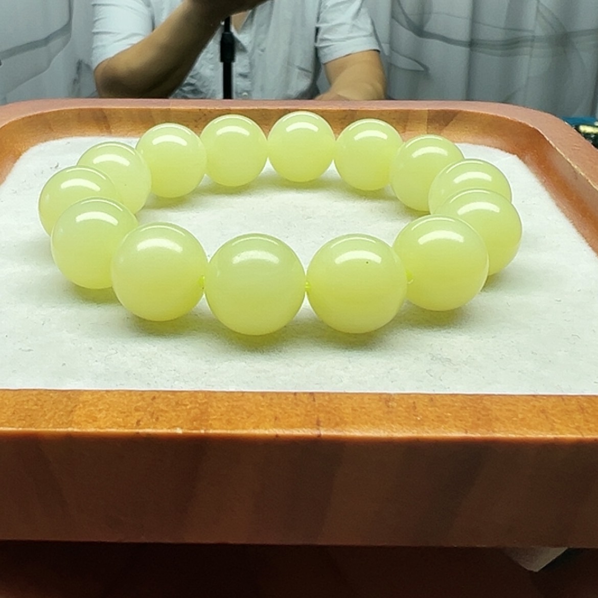 【闪购商品】手串未镶嵌和田玉若抢黄口卡15纯天然