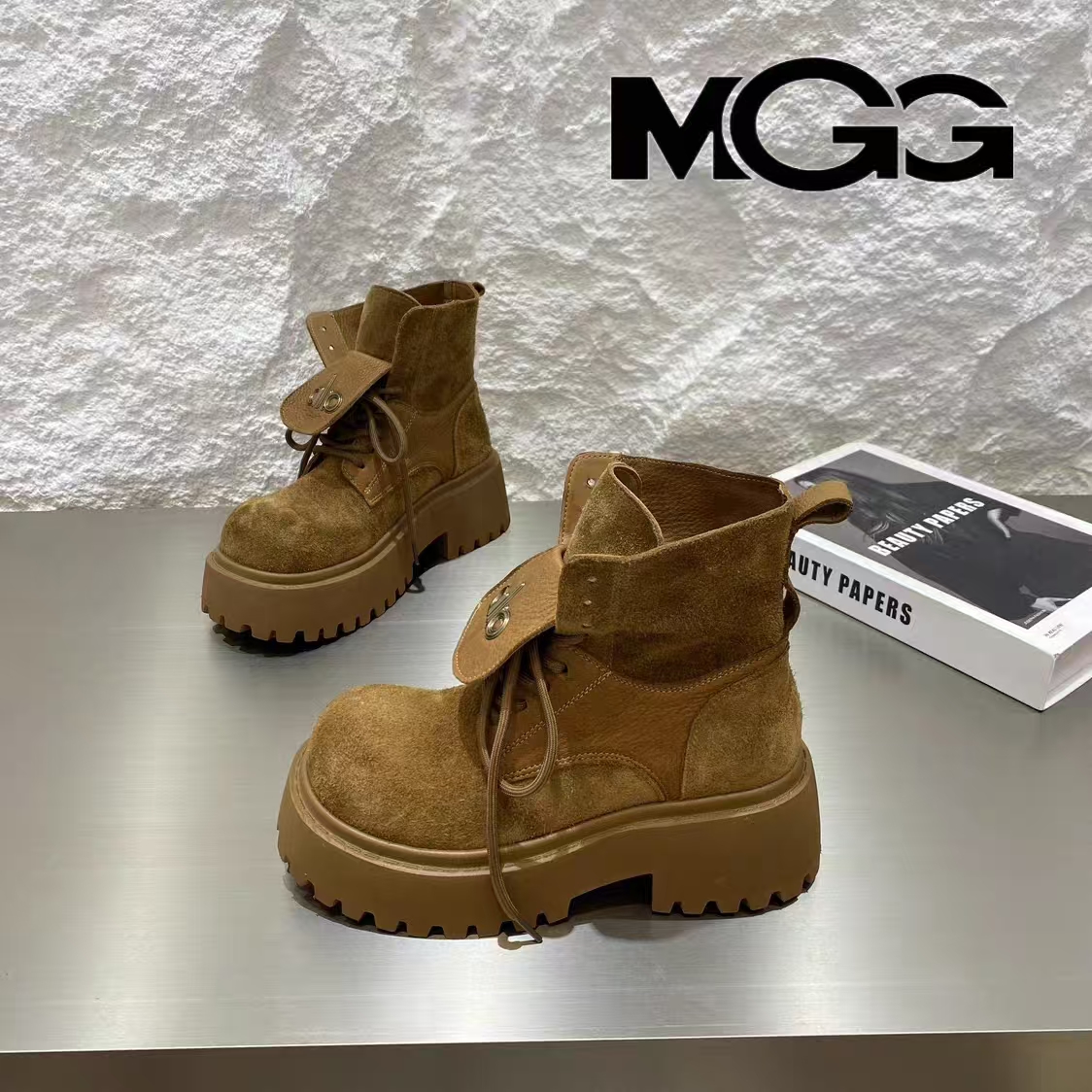 51571-MGG中跟纯色侧拉链系带时尚英伦风厚底马丁靴